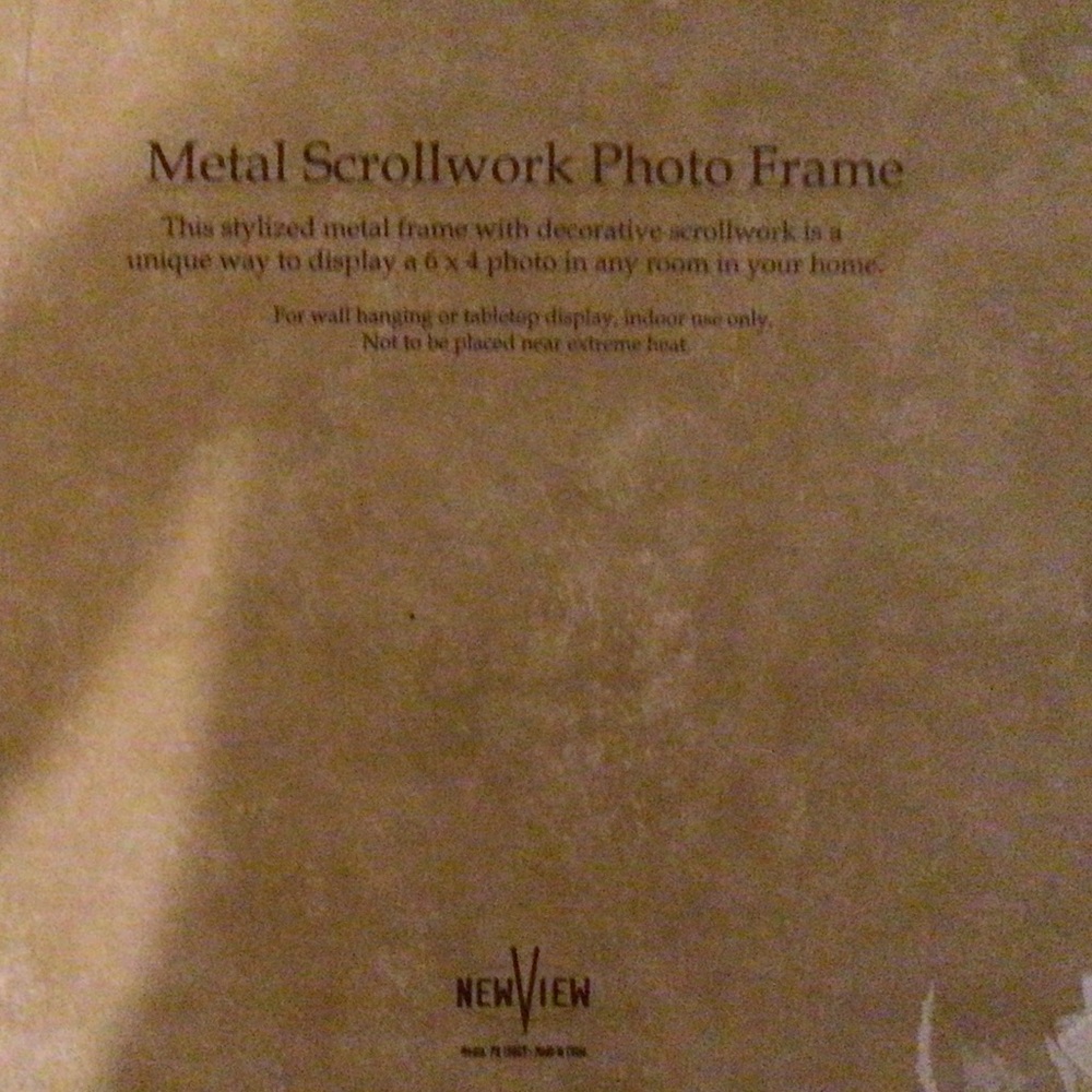 Metal Scroll Photo Frame - Picture 2 of 2